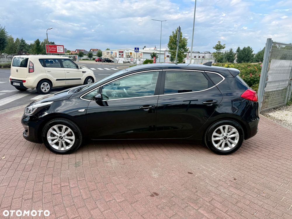 Kia Ceed 1.4 CVVT Dream-Team Edition - 23
