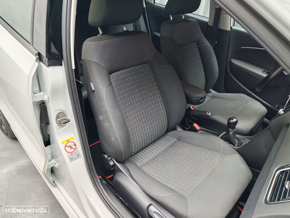 VW Polo 1.0 Confortline - 11
