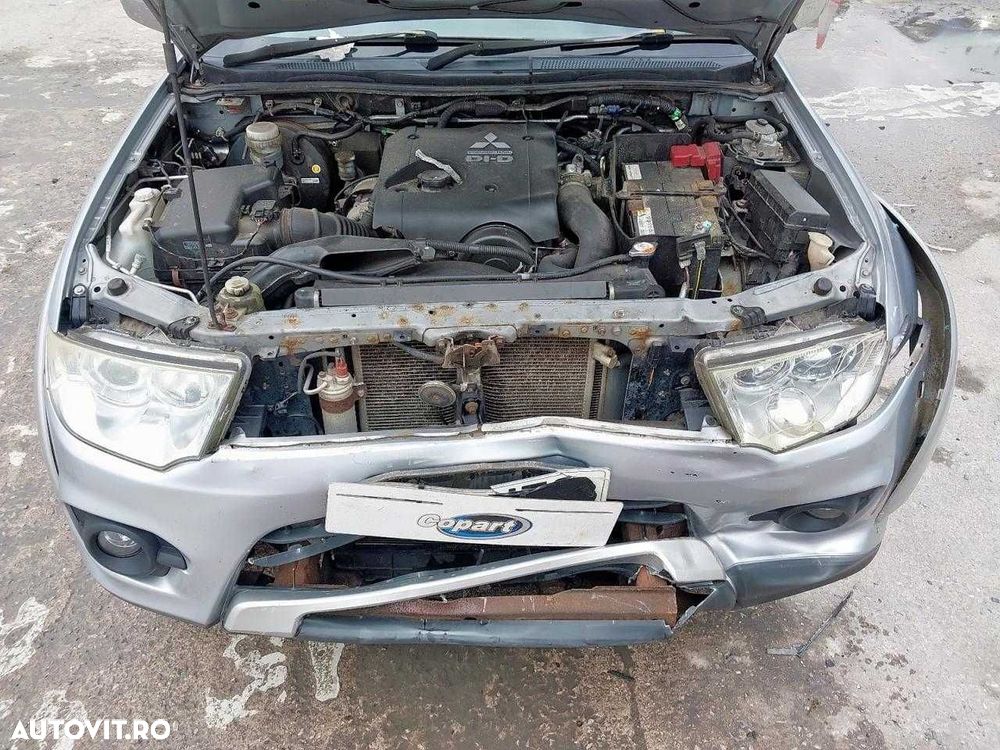 Dezmembrez Mitsubishi L200 2.5 Diesel 2015 - 3