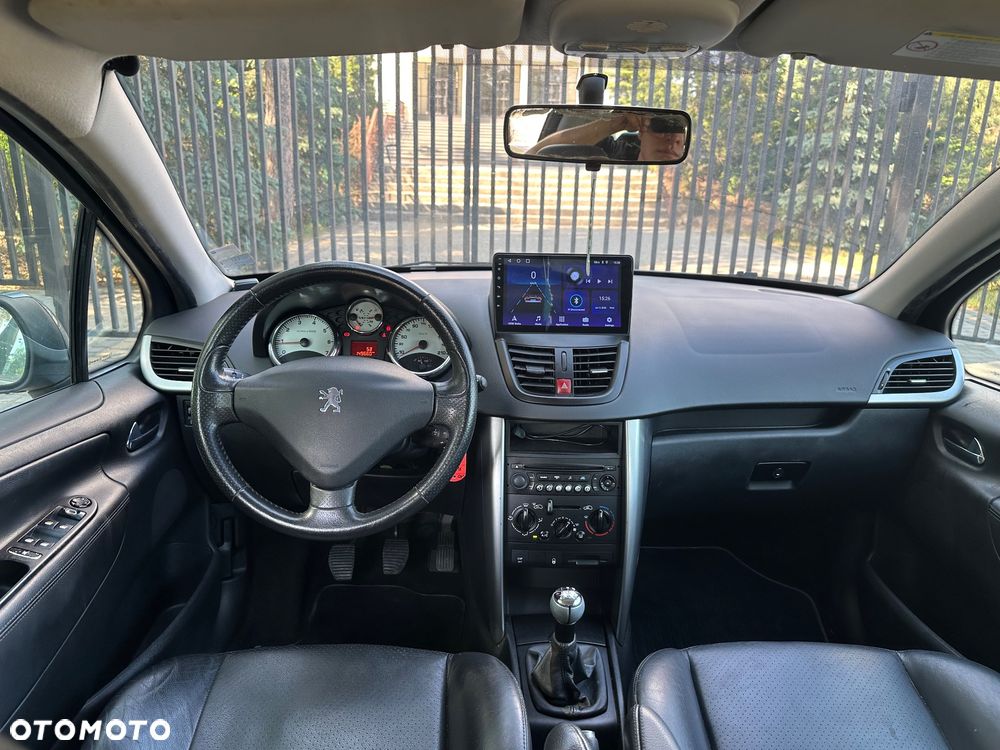 Peugeot 207 90 Filou - 15