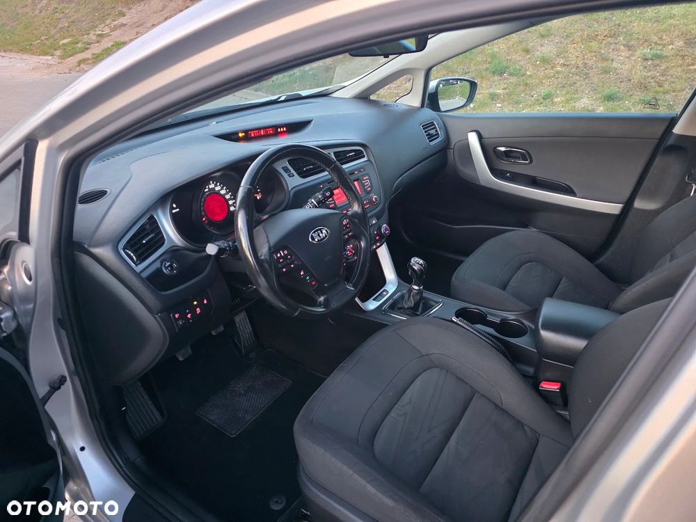Kia Ceed - 6