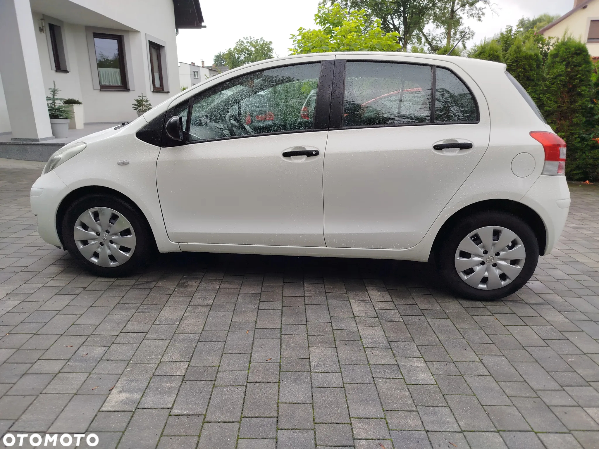Toyota Yaris 1.33 Luna - 8