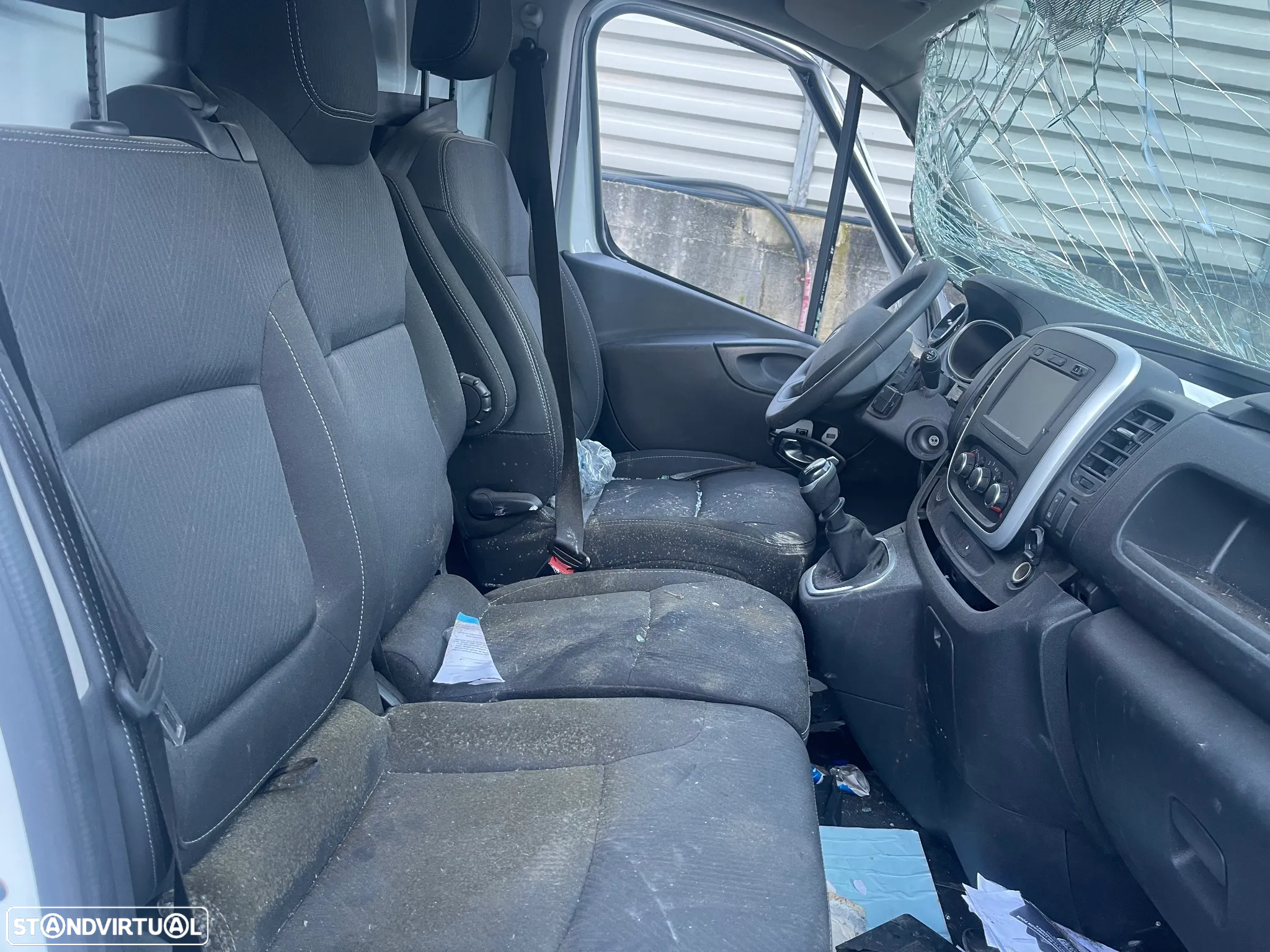 RENAULT TRAFIC 2.0 BLUE DCI FASE III 2021 PARA PEÇAS - 5