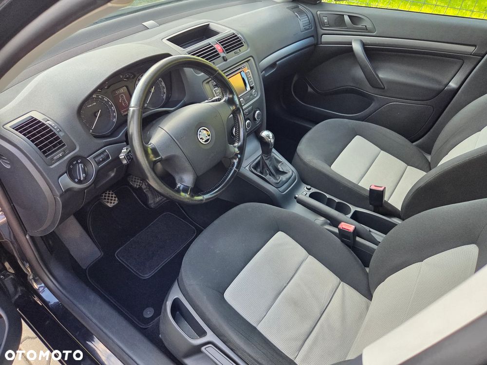 Skoda Octavia 1.6 Classic - 8