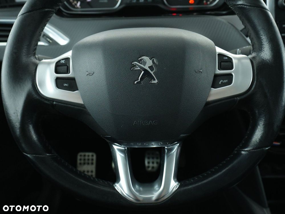 Peugeot 2008 - 10