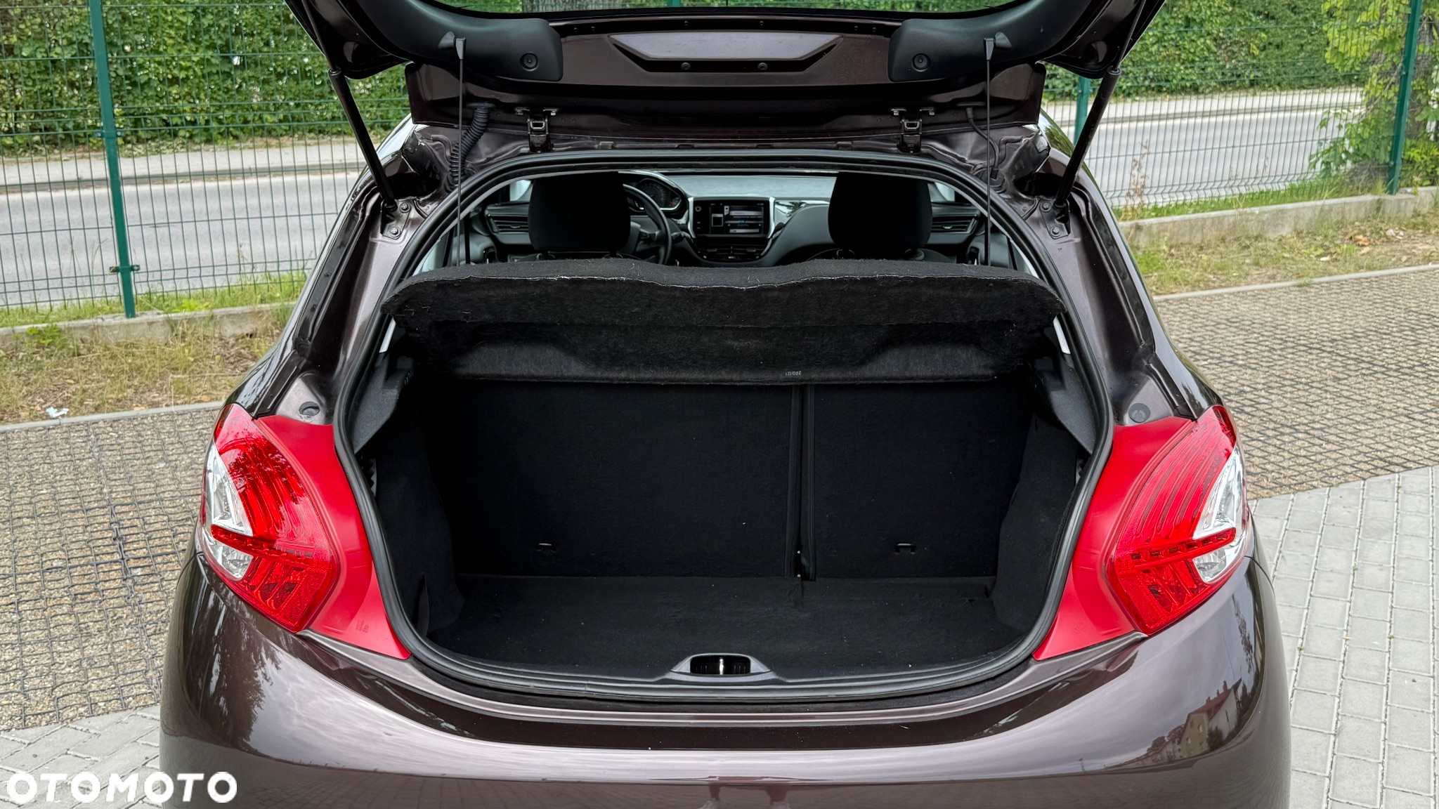 Peugeot 208 1.2 PureTech Active - 14