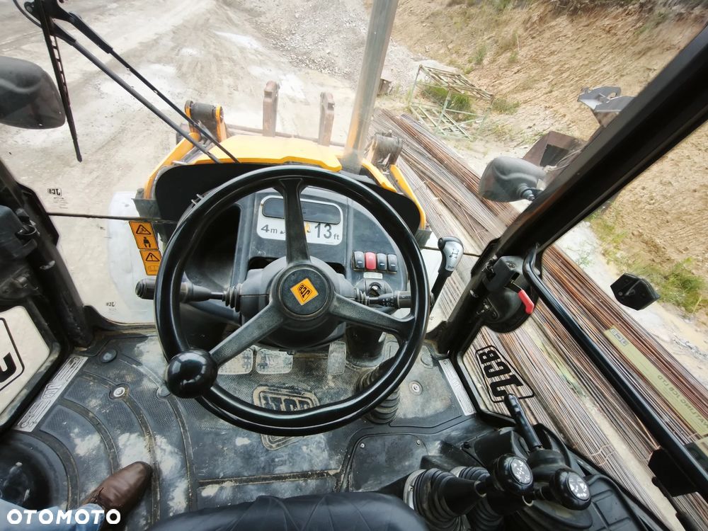 JCB C - 6