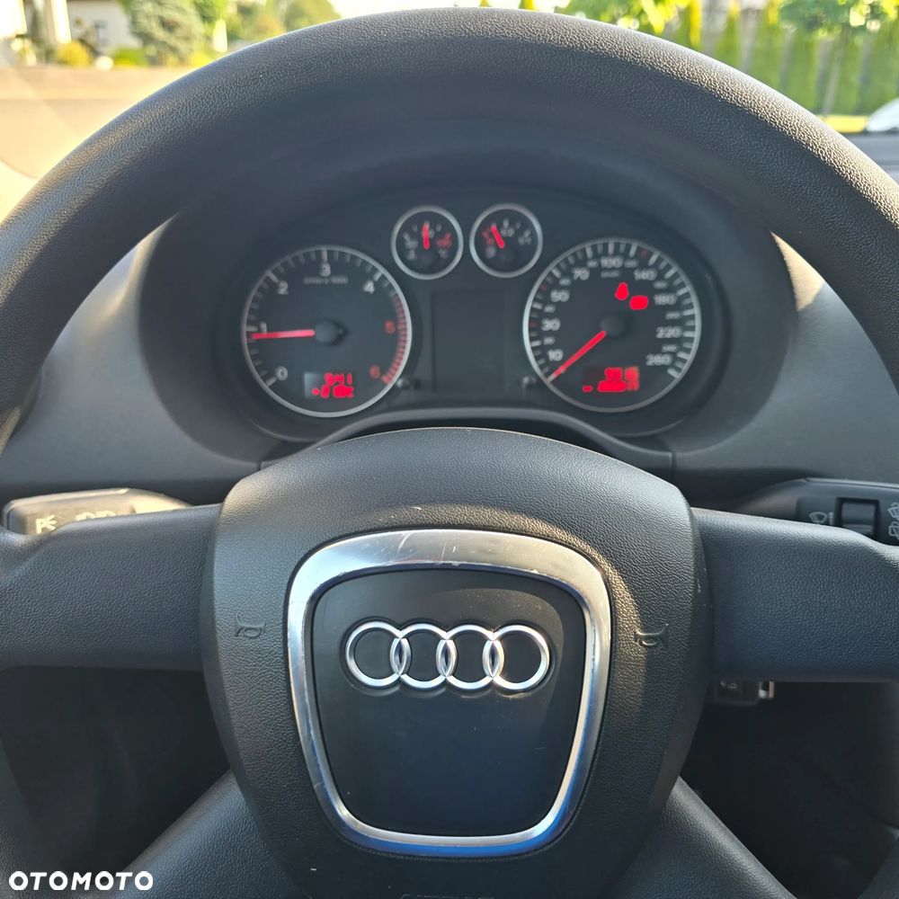 Audi A3 Sportback - 8