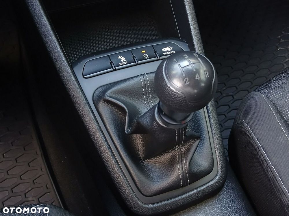 Kia Rio 1.2 M - 23