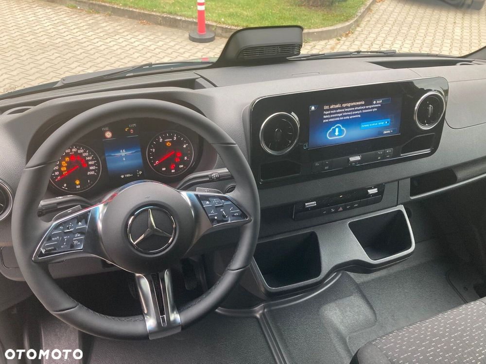 Mercedes-Benz Sprinter 317 CDI - 18