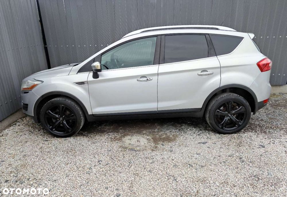 Ford Kuga 2.0 TDCi 4x4 Titanium - 6