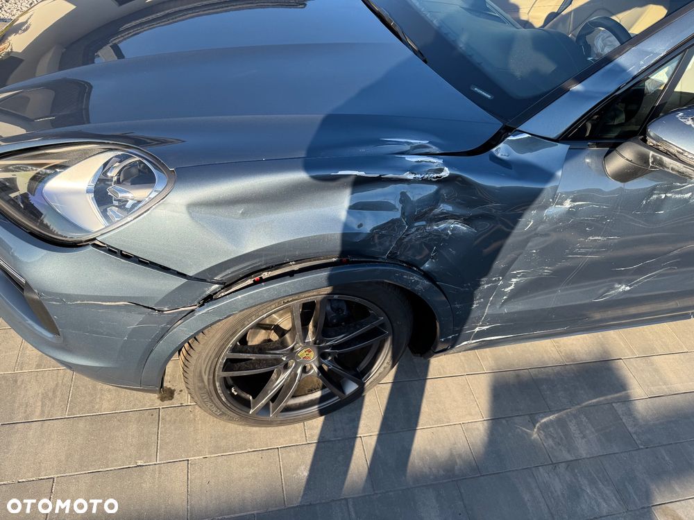 Porsche Cayenne Platinum Edition - 7