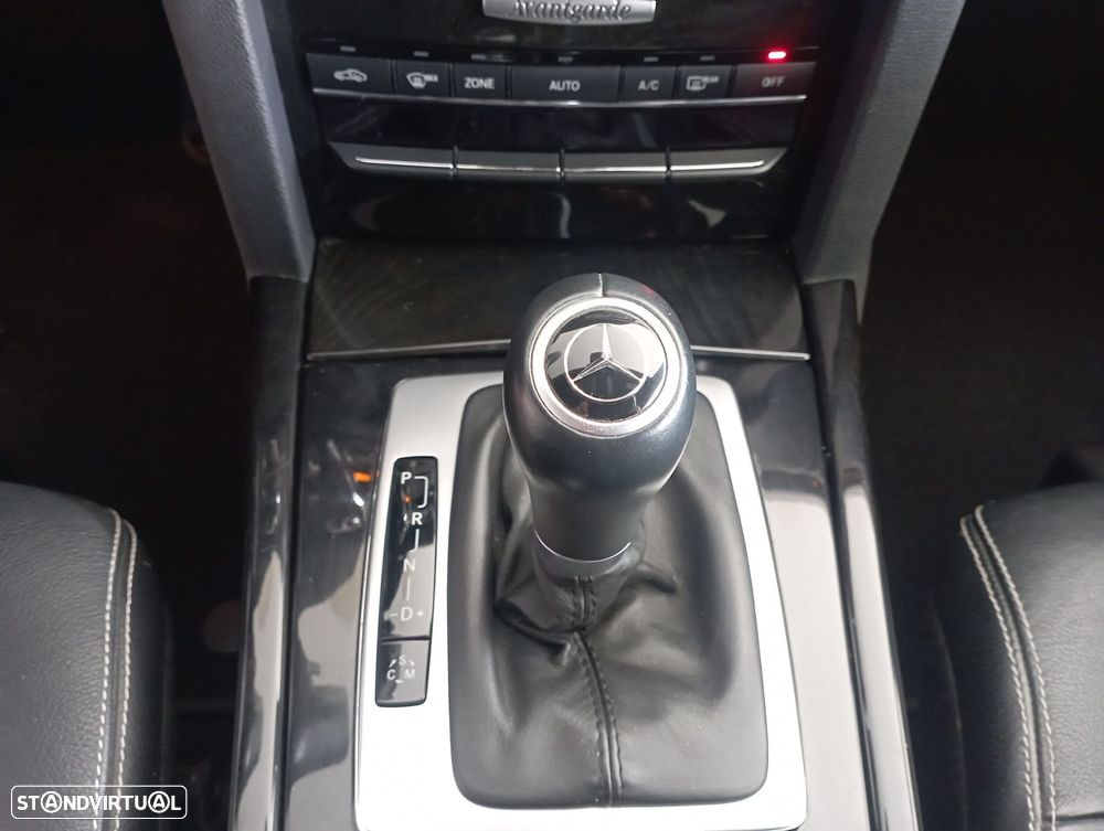 Mercedes-Benz E 250 CDI Avantgarde BlueEfficiency Auto. - 12