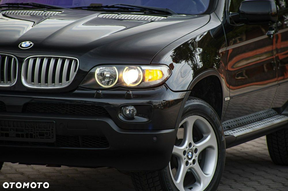 BMW X5 4.4i - 23