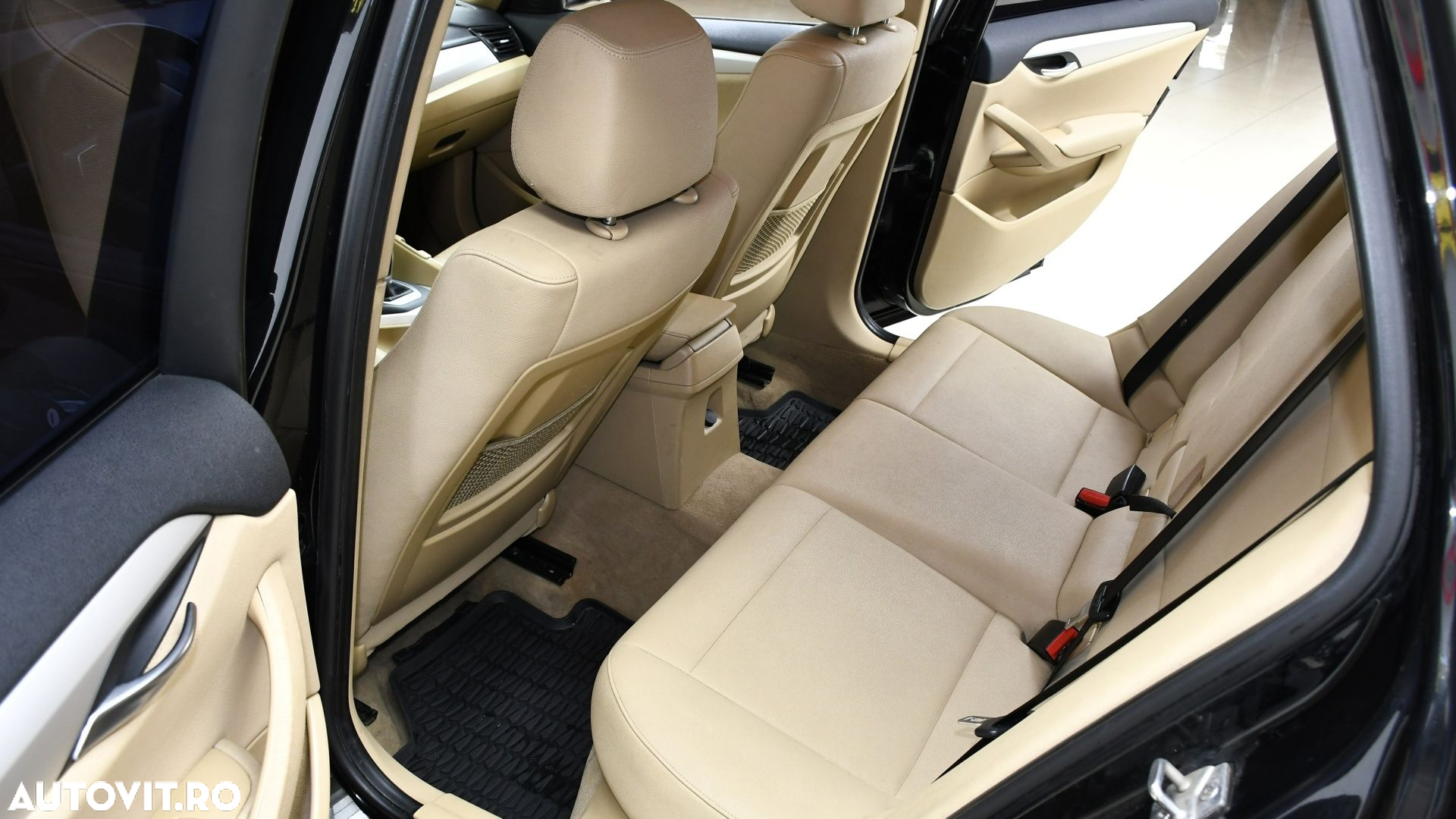 BMW X1 - 10