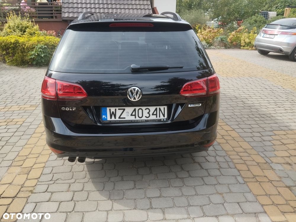 Volkswagen Golf - 5