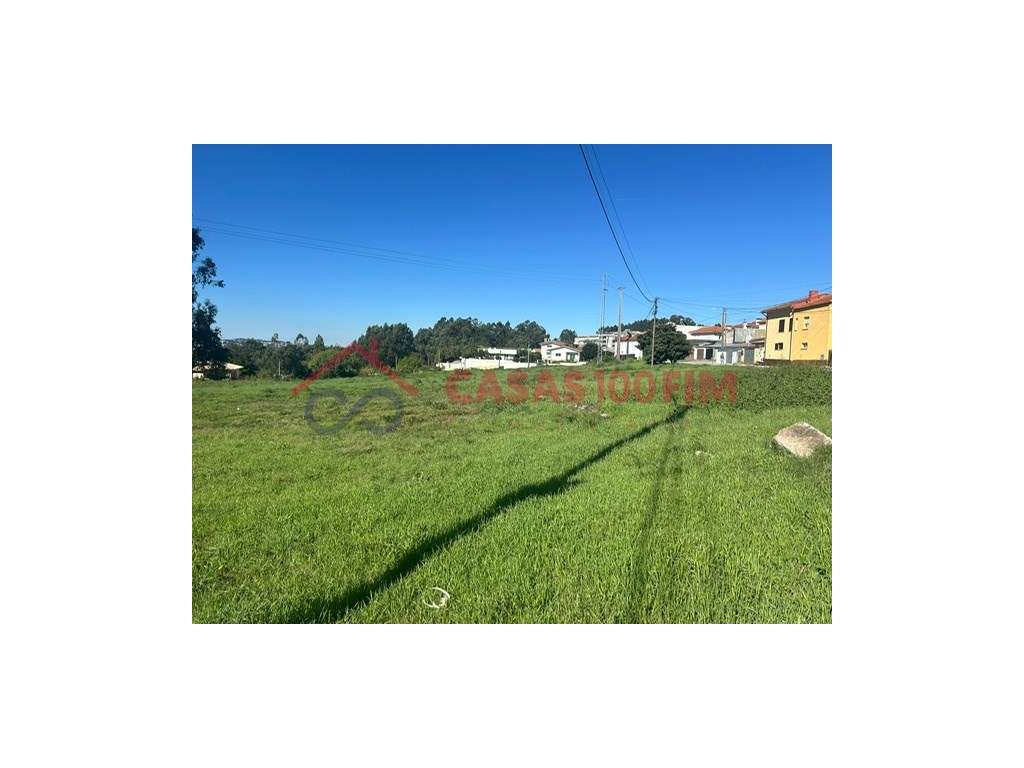 Terreno com 5404m2 para construção em Oliveira de Azemeis. - Grande imagem: 2/9