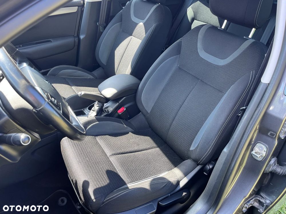 Citroën C4 BlueHDi 100 Business Class - 13