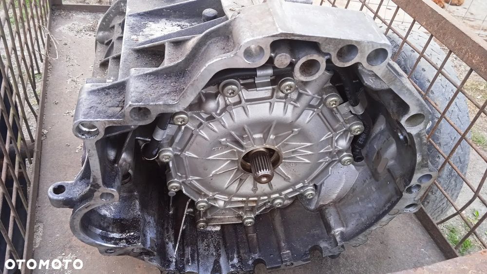 Skrzynia biegów na części Multitronic Audi A6 C6 Lift 2.7 TDI kod LDU - 1