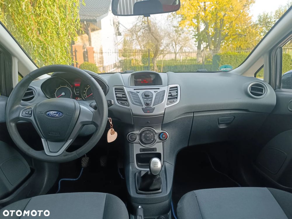 Ford Fiesta 1.25 Trend - 8