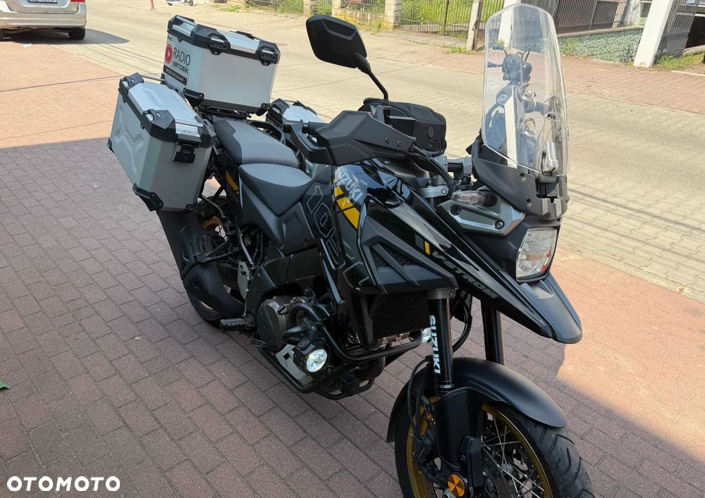 Suzuki V-STROM - 11
