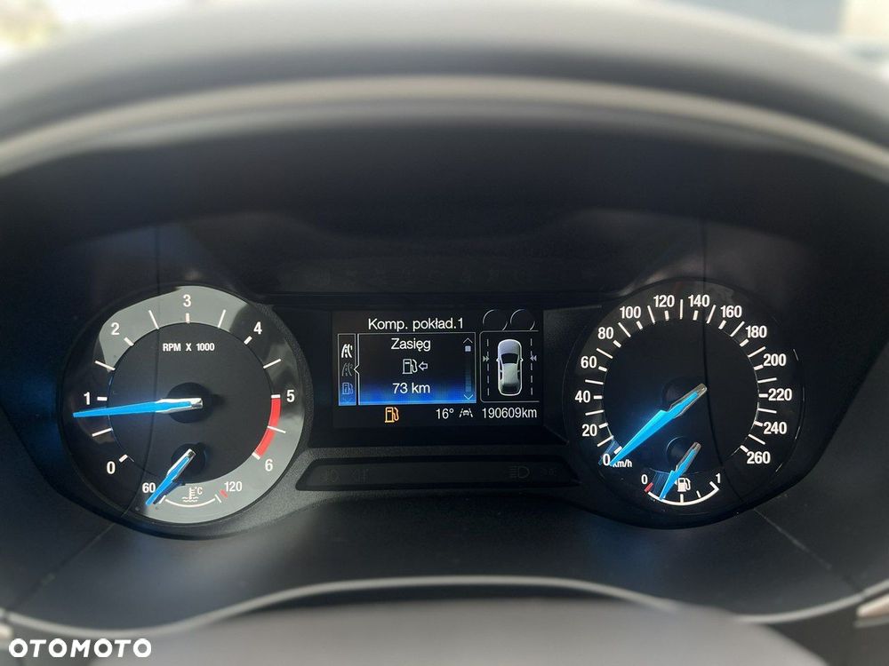 Ford Mondeo 2.0 EcoBlue Trend - 33
