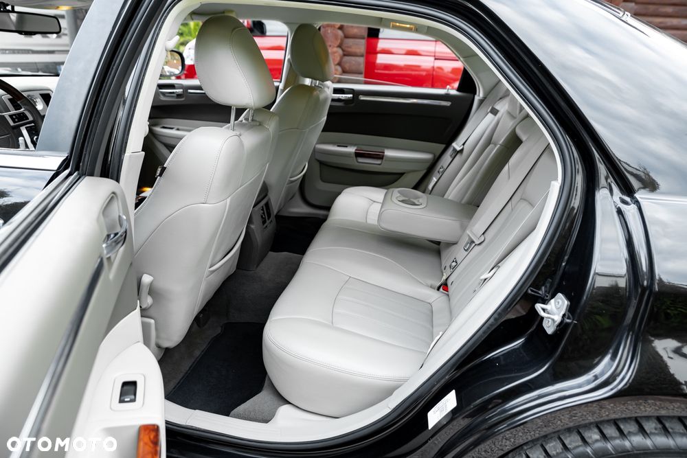 Chrysler 300C 2.7 Automatik - 19