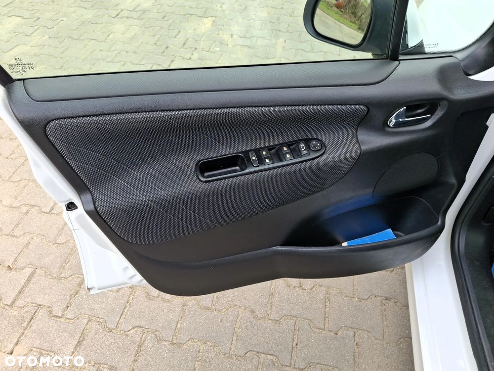 Peugeot 207 1.6 Premium - 15