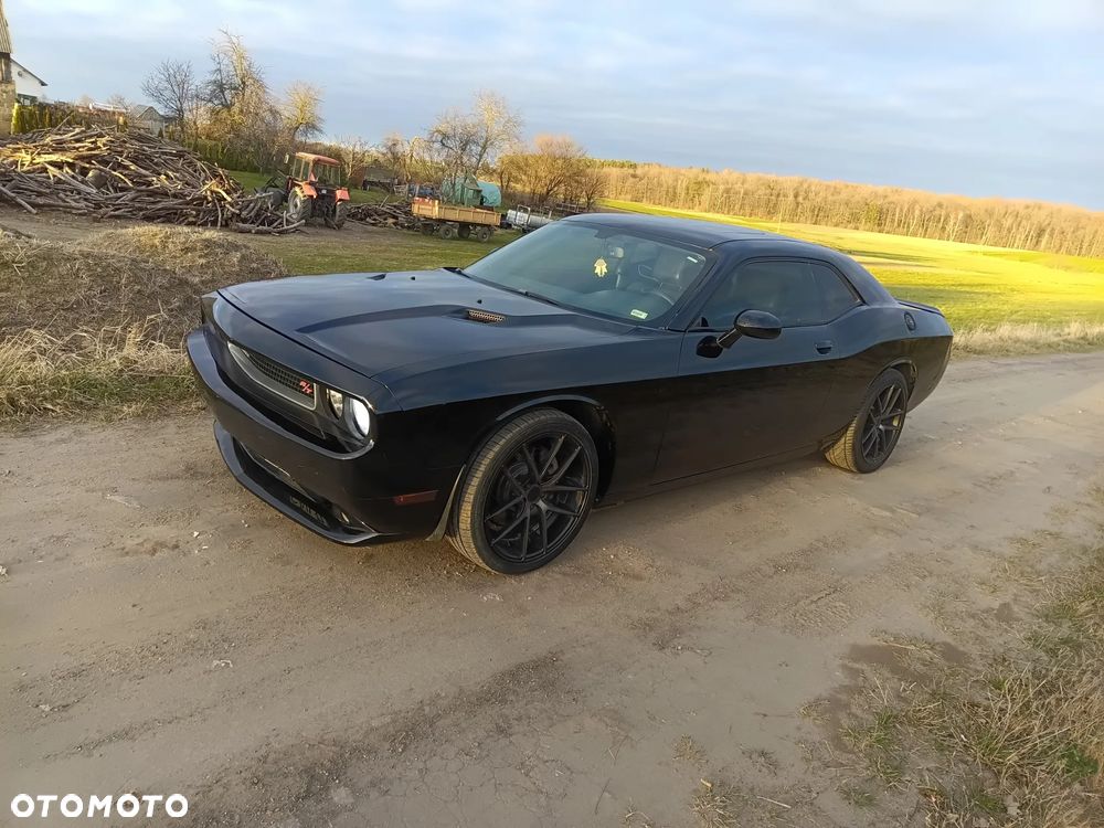 Dodge Challenger - 3