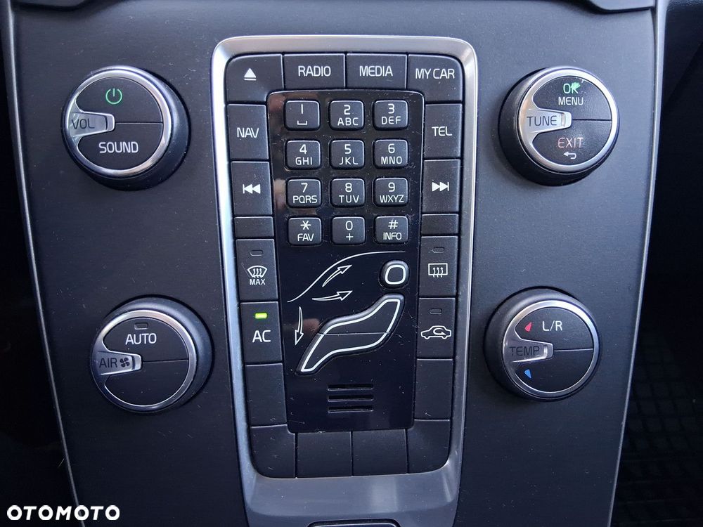 Volvo V40 - 15