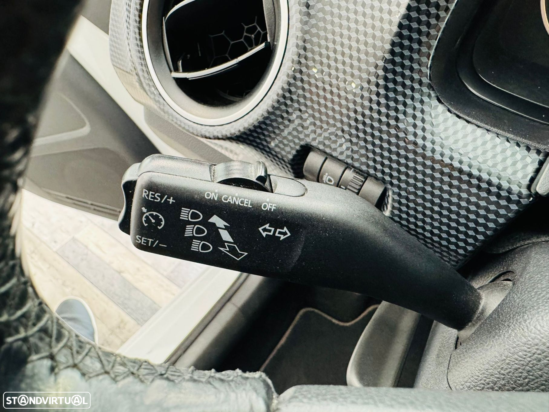 VW e-Up! Confort - 15