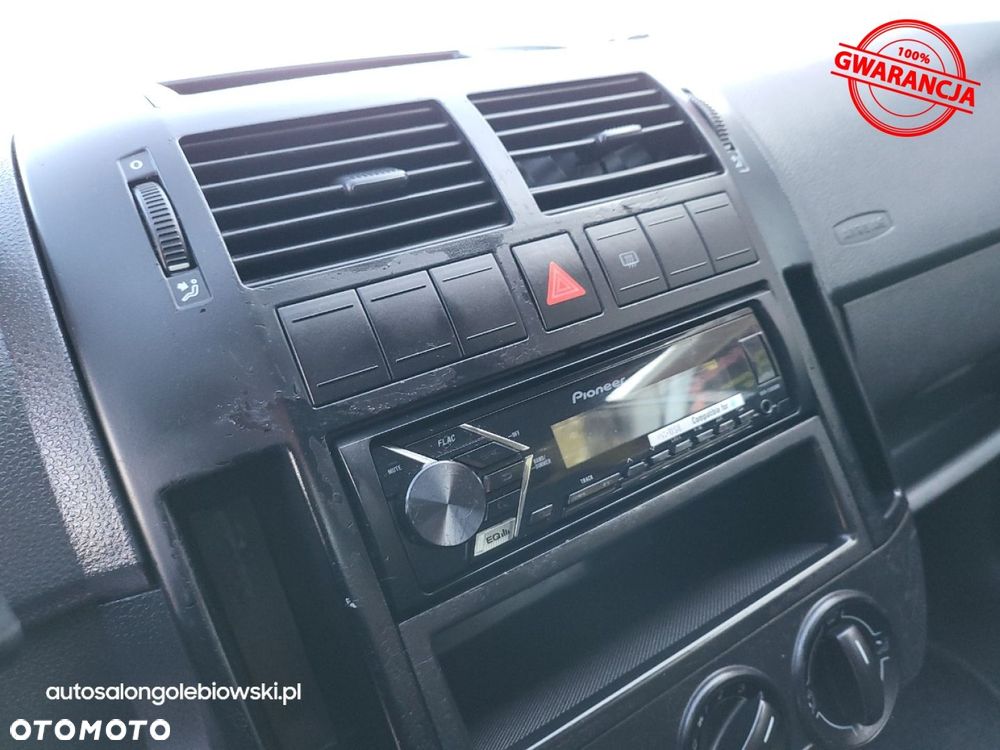Volkswagen Polo - 23