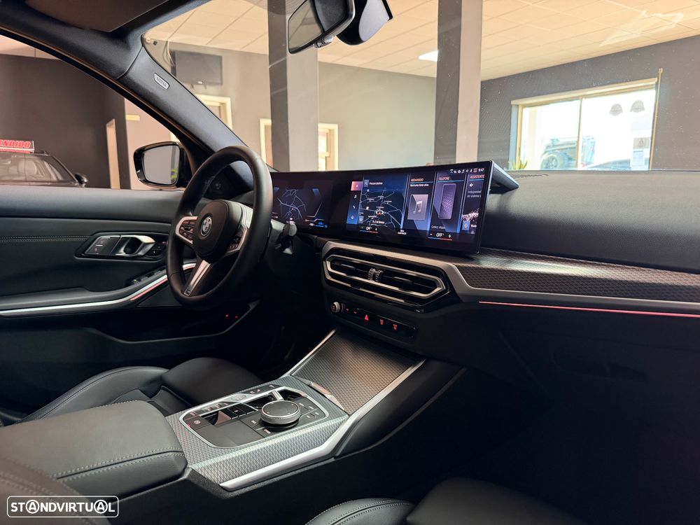 BMW 330 e Pack Desportivo M Auto - 18