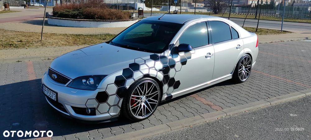 Ford Mondeo 3.0 V6 ST 220 - 30