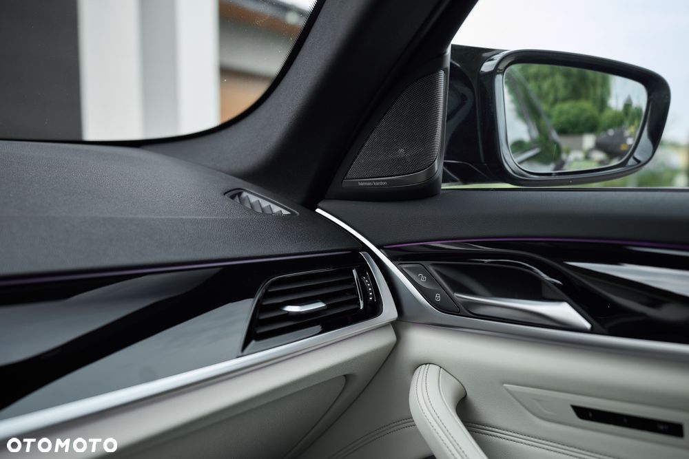 BMW Seria 5 520d xDrive MHEV M Sport sport - 28