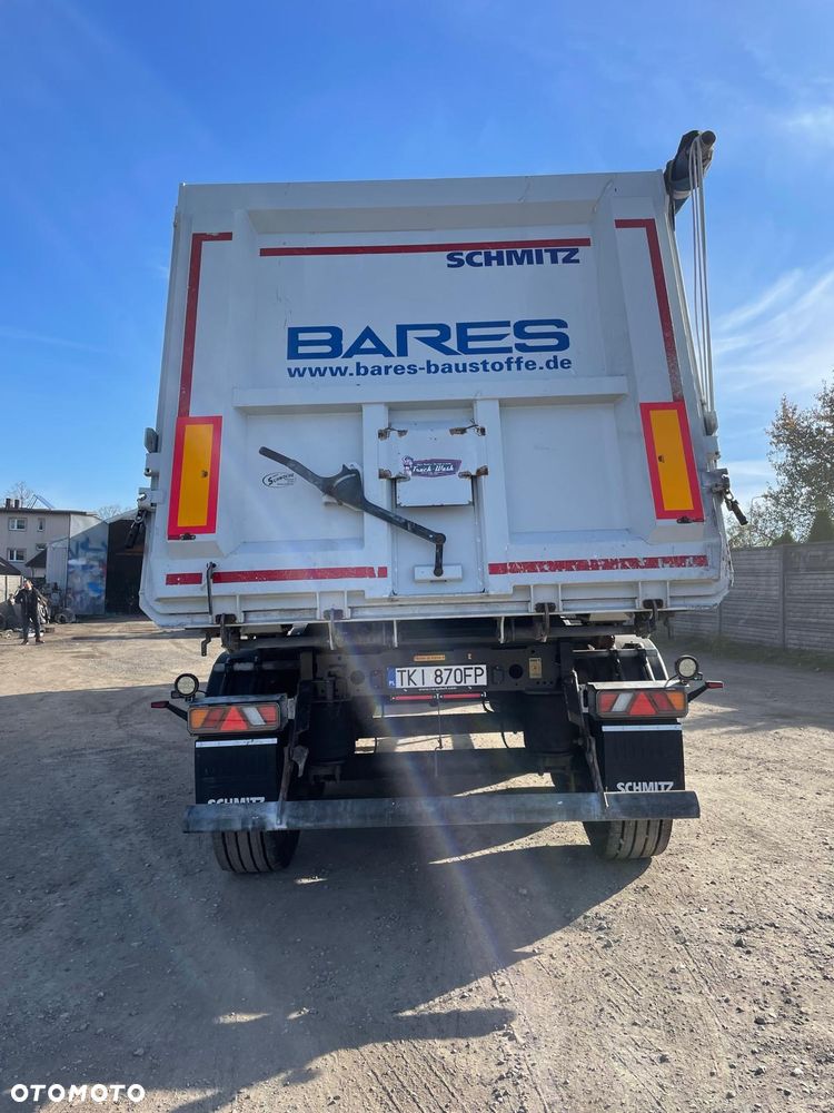 Schmitz Cargobull - 3