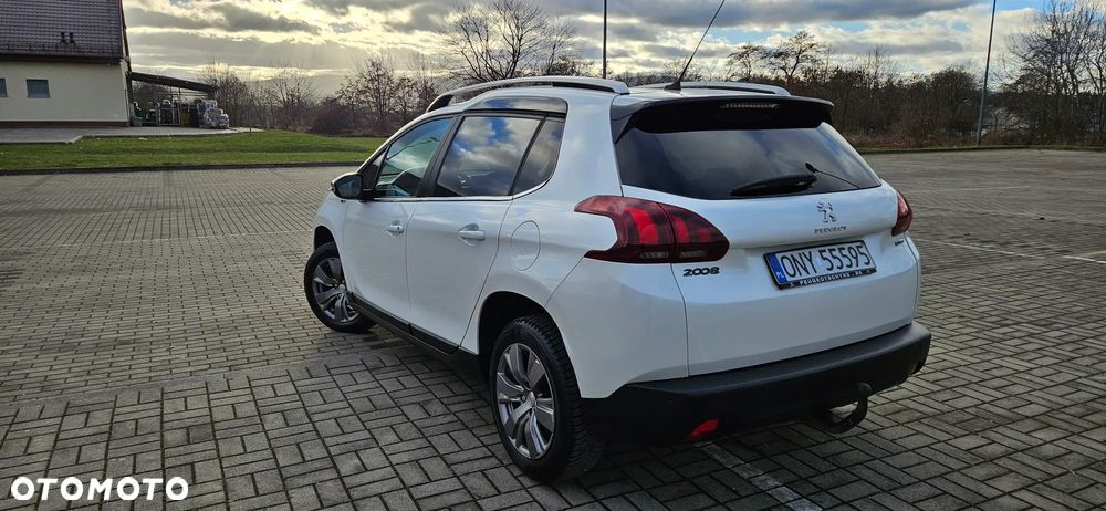 Peugeot 2008 PureTech 82 Allure - 2