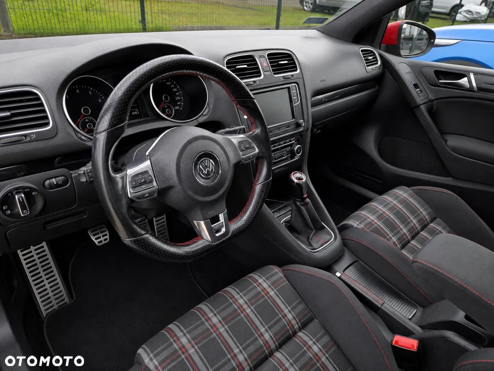 Volkswagen Golf 2.0 GTI - 10