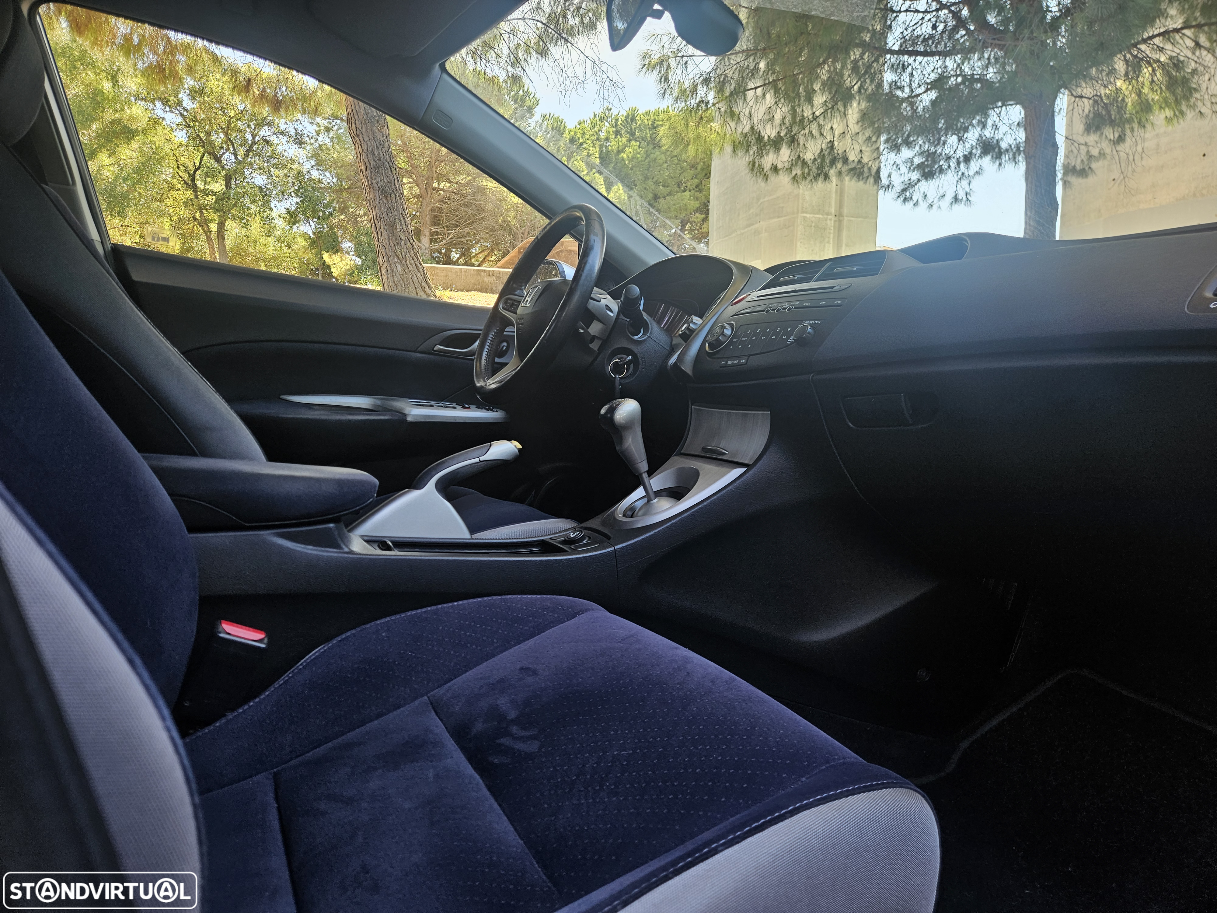 Honda Civic 1.4 Comfort - 27