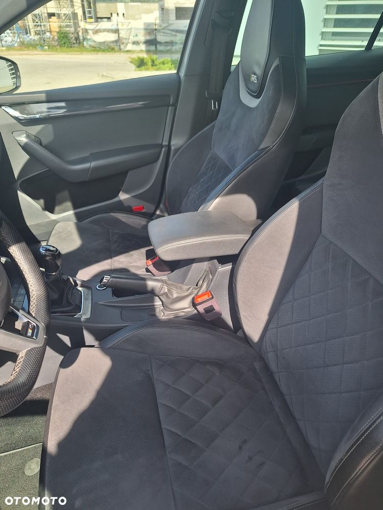 Skoda Octavia 2.0 TSI RS - 20