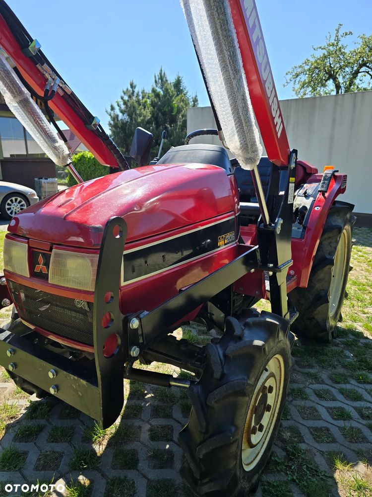 Mitsubishi - 6