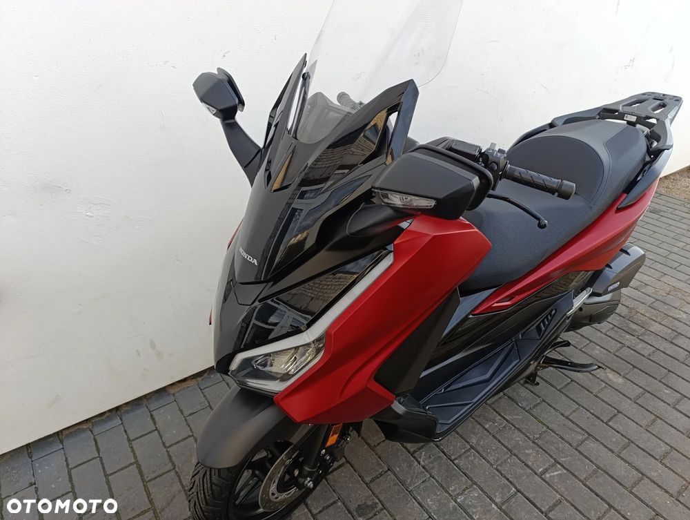 Honda NSS - 11