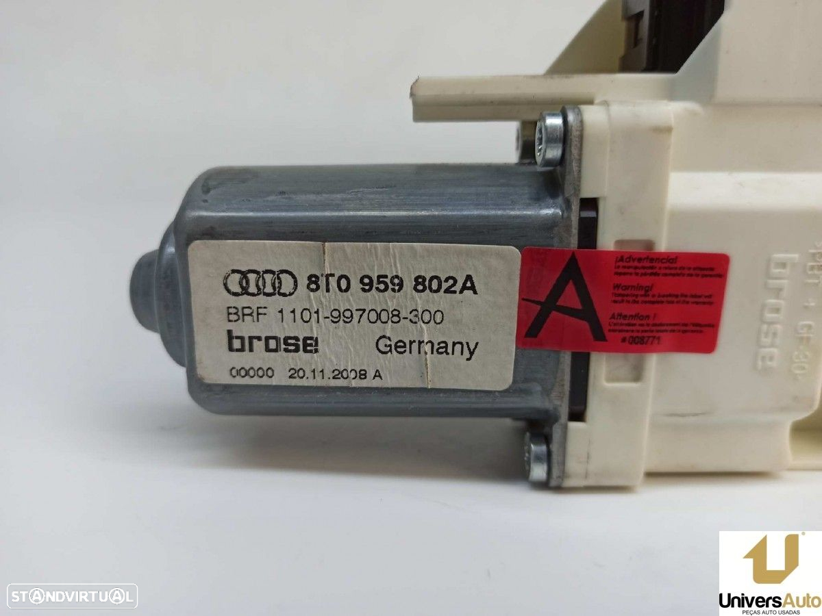MOTOR ELEVADOR FRENTE DIREITO AUDI A5 COUPE (8T) 2.7 TDI - 2