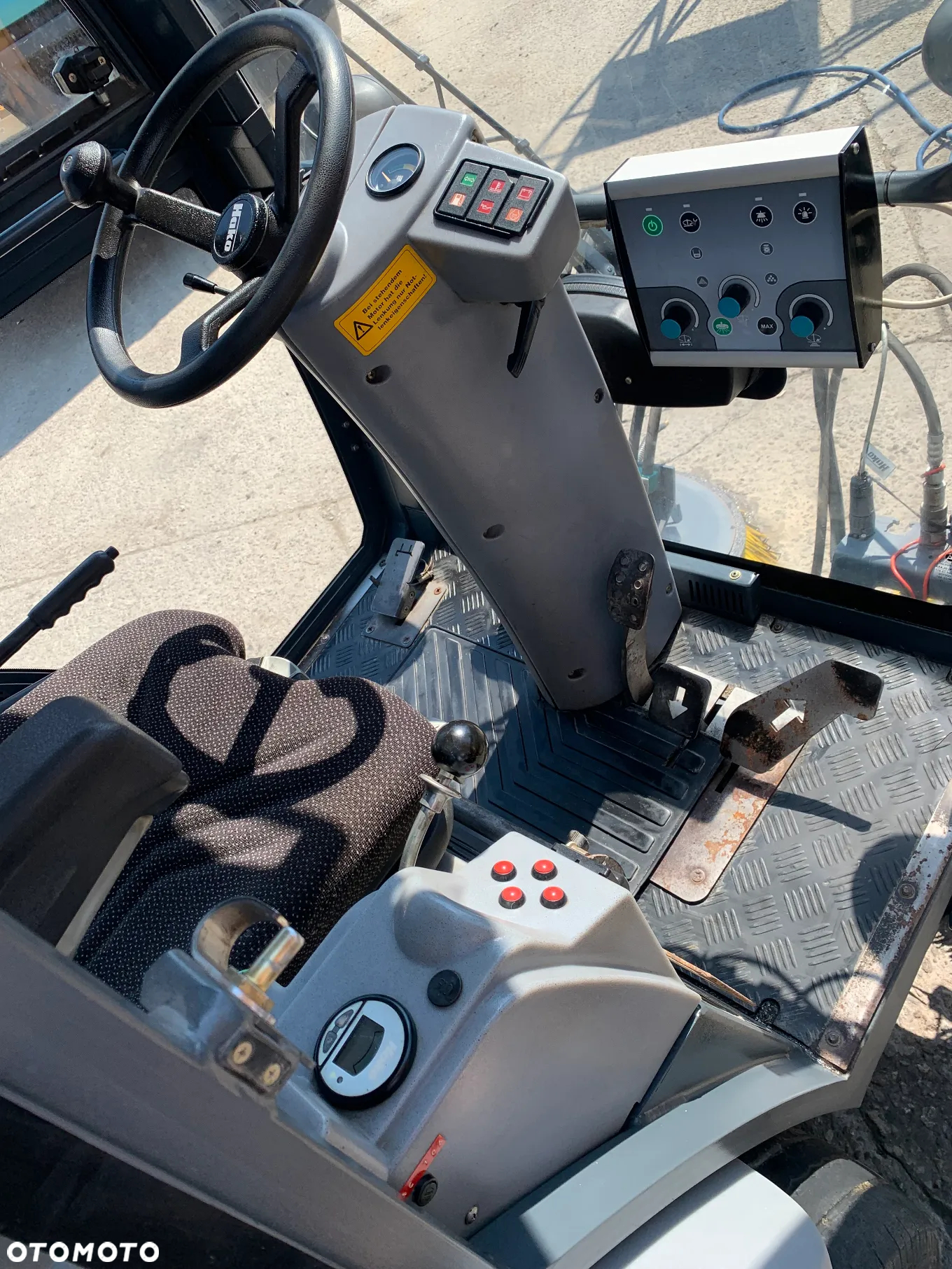 Inny ZAMIATARKA HAKO CITYMASTER 1250 - 9