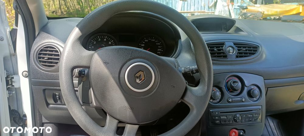 Renault Clio 1.2 16V Authentique Euro5 - 7