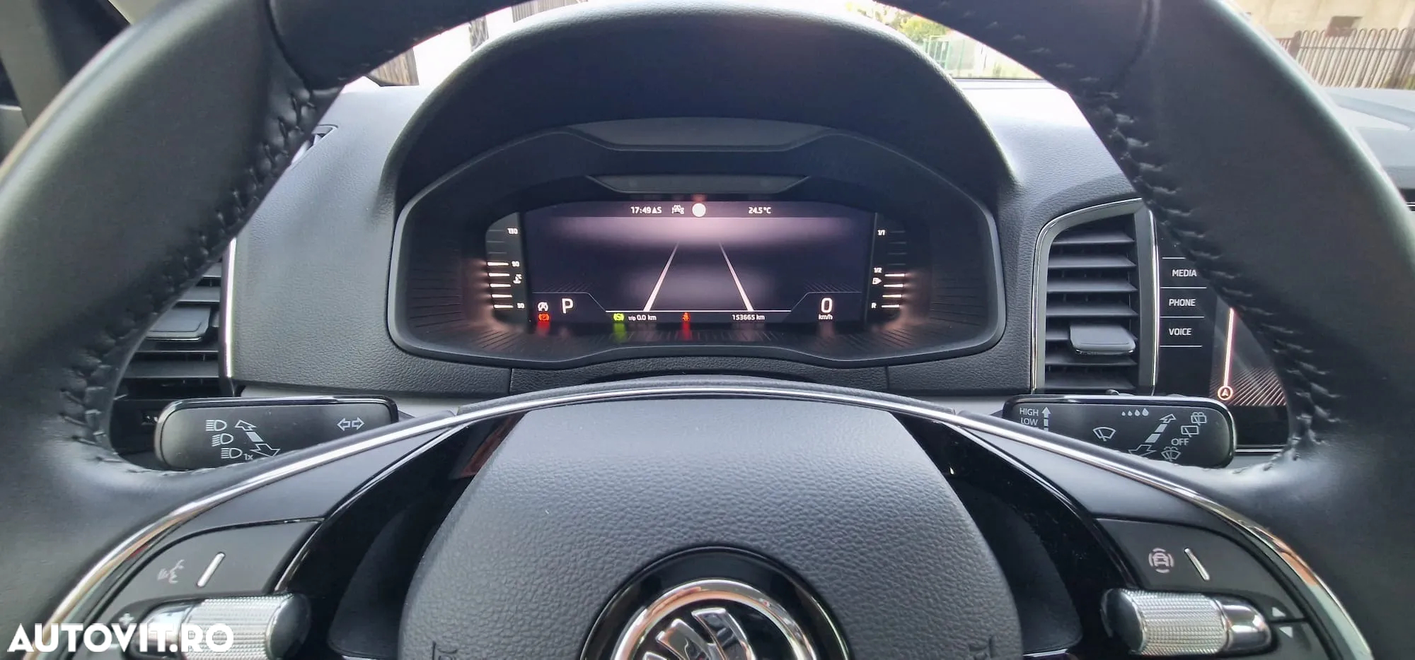 Skoda Karoq 1.5 TSI DSG Sportline - 27