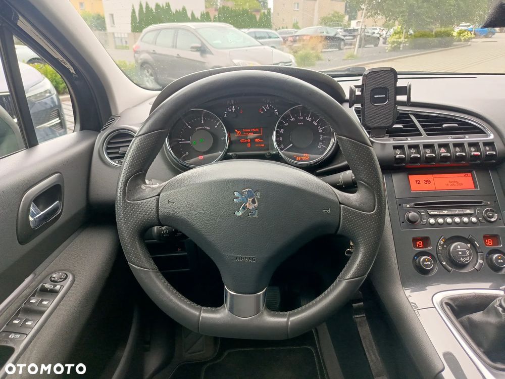 Peugeot 3008 1.6 HDi Premium - 17