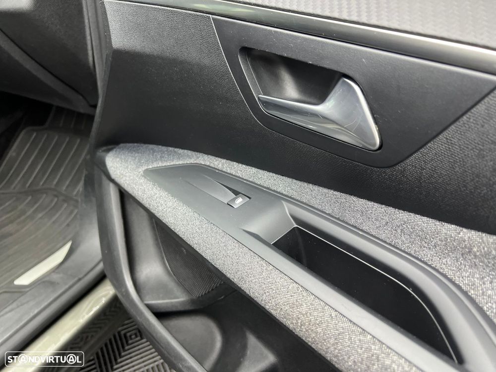 Peugeot 3008 1.5 BlueHDi Allure - 40