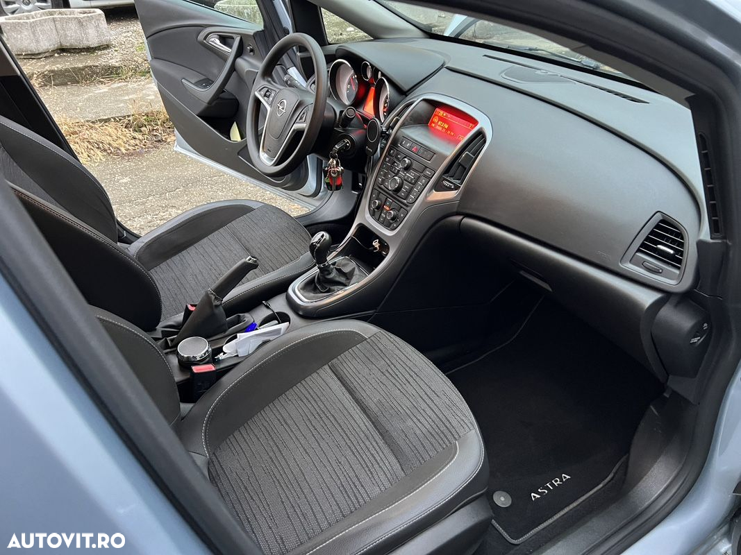 Opel Astra 1.6 CDTI Start/Stop Cosmo - 16