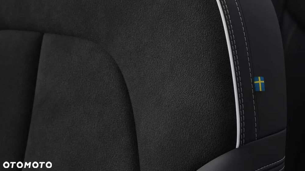 Volvo XC 40 B4 Ultra Black Edition - 10